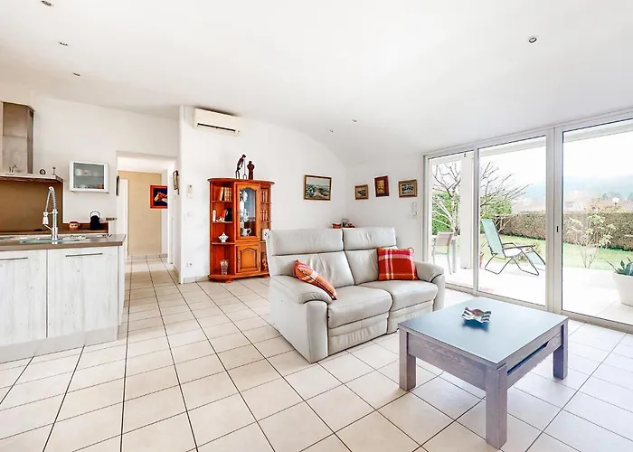 Ferienhaus 3 Bedroom Awesome In Prayssac