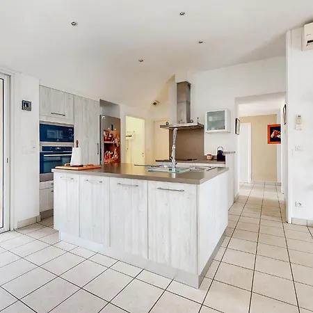 3 Bedroom Awesome In Holiday home Prayssac